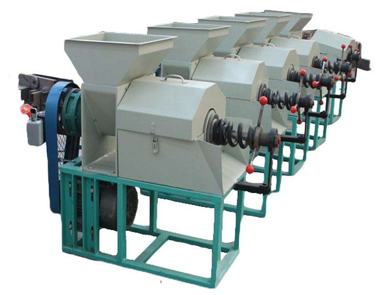 棕櫚果榨油機(jī)